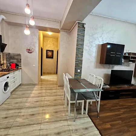 Monaco Summerland Lägenhet Mamaia