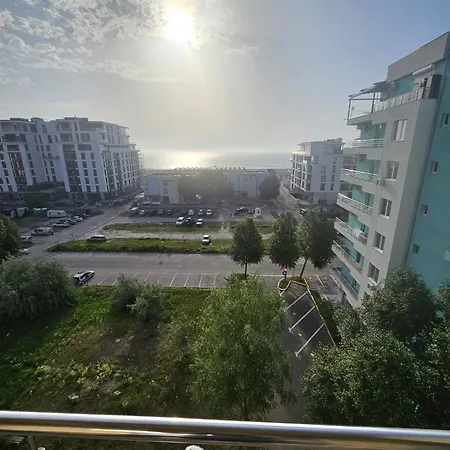 Lägenhet Monaco Summerland Mamaia